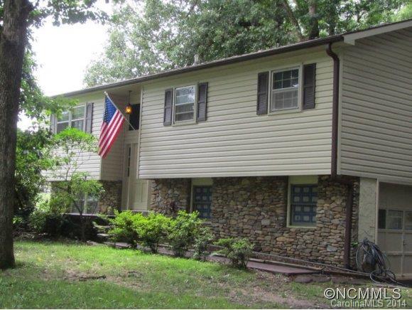 116 Anthony Drive, East Flat Rock, NC 28739