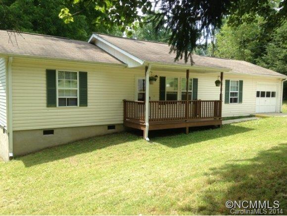 521 Lyndhurst Drive, Hendersonville, NC 28791