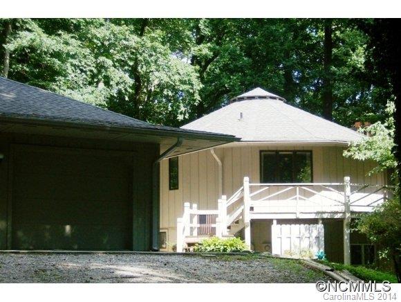 124 Lakemont Drive, Flat Rock, NC 28731