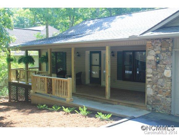 63 Middle Connestee Trail, Brevard, NC 28712