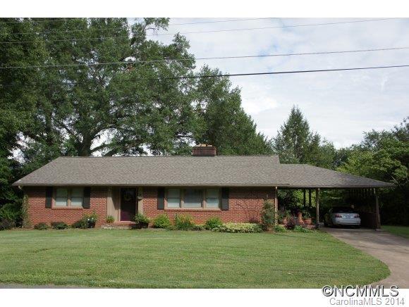 118 Freeman St., Rutherfordton, NC 28139