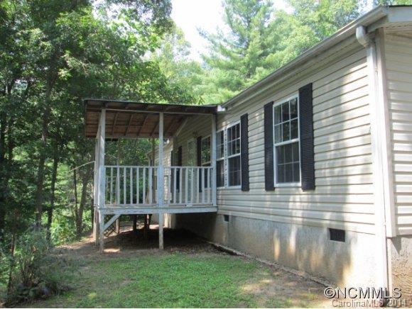 285 Wispy Willow Rd, Waynesville, NC 28785