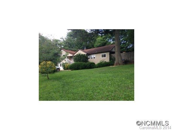 25 Oak Hill Circle, Asheville, NC 28806