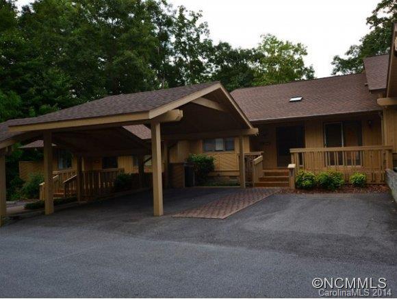 503 White Oak Drive, Hendersonville, NC 28791