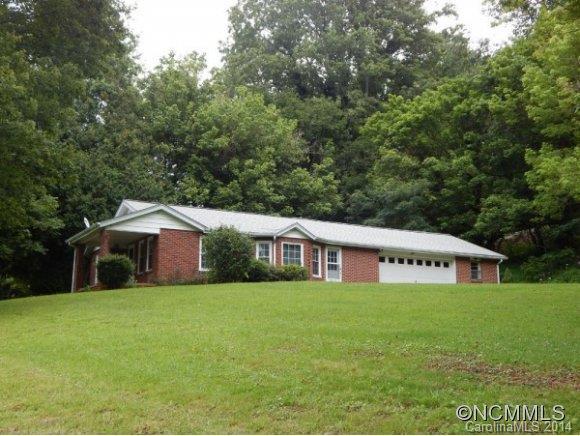 669 Old Balsam Road, Waynesville, NC 28786