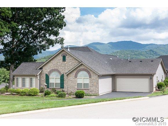 32 Outlook Circle, Swannanoa, NC 28778