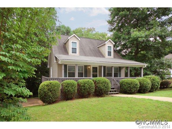 12 Crestview Court, Asheville, NC 28806