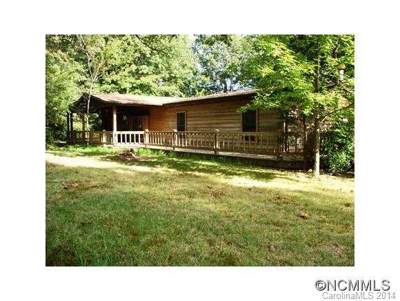 122 Crest Hill Road, East Flat Rock, NC 28726