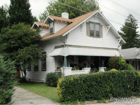 417 Ninth Avenue West, Hendersonville, NC 28791