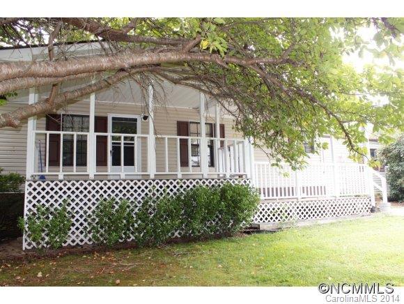133 Kristey Ln, Hendersonville, NC 28792