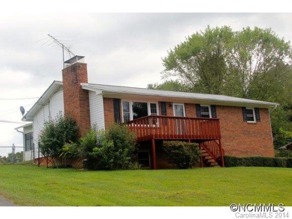 7 Mountain Drive, Candler, NC 28715