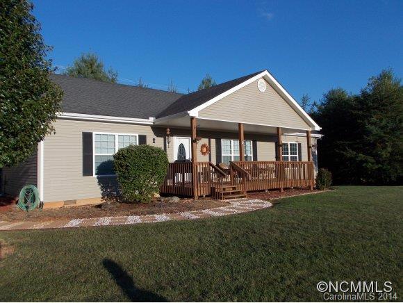 14 Ivy Hill Rd., Weaverville, NC 28787