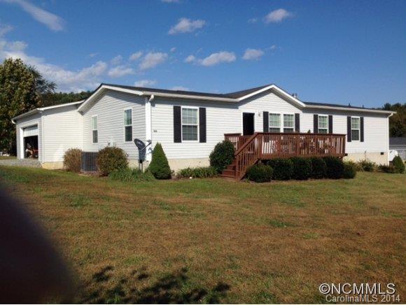 100 Morning Ln, Hendersonville, NC 28792