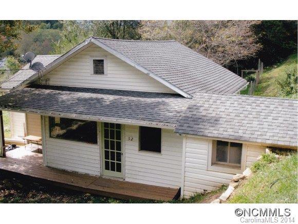 52 Hayes Cove Rd., Leicester, NC 28748