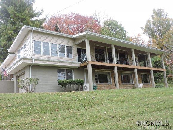 128 Academy Street, Burnsville, NC 28714