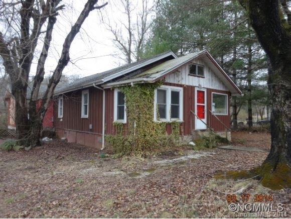 3 Carolina Mountain Dr., Candler, NC 28715