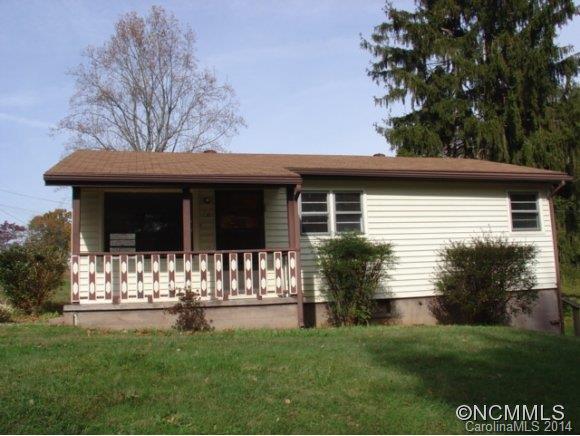 74 Selwyn Rd, Asheville, NC 28806