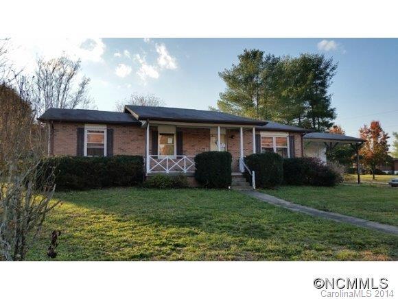 119 Leslie Way, Hendersonville, NC 28792