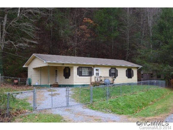 3292 Cutshall Town Rd., Marshall, NC 28753