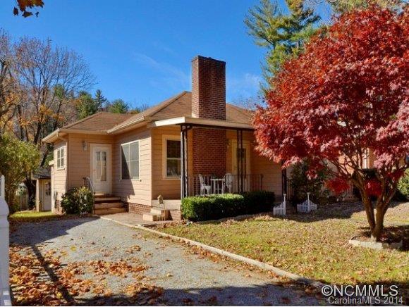 1927 Arlington Place, Hendersonville, NC 28791