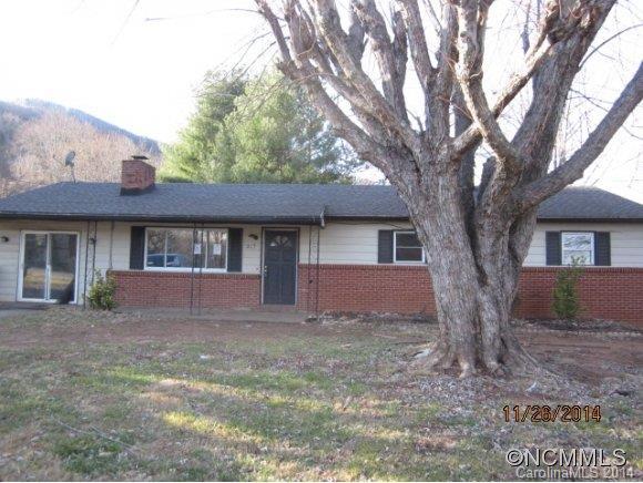 217 Cedar Hill Rd, Asheville, NC 28806