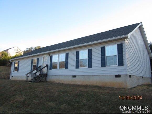 103 Lat Ln, Black Mountain, NC 28711