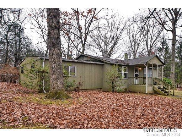 206 Hiawassee Ave., Black Mountain, NC 28711