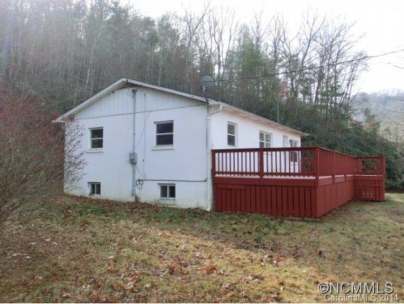 106 Greasy Cove Rd, Leicester, NC 28748