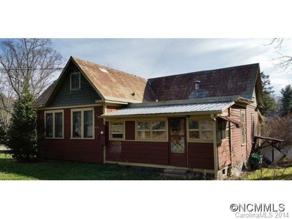 520 Clearview Terr, Asheville, NC 28804