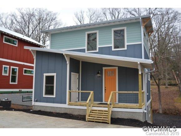 238 Sandhill Rd., Asheville, NC 28806