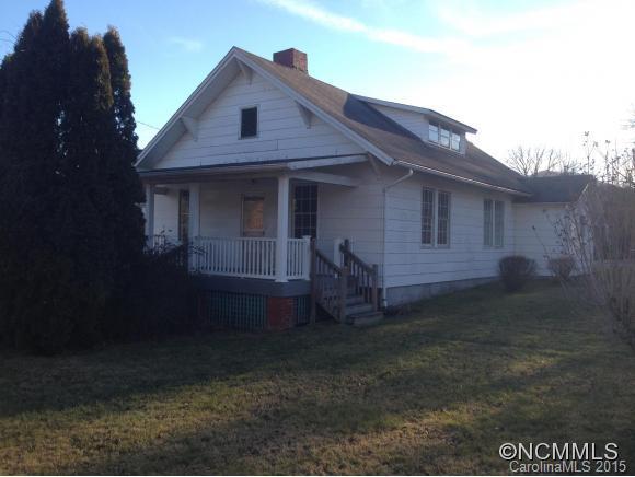 111 N. Dougherty St., Black Mountain, NC 28711