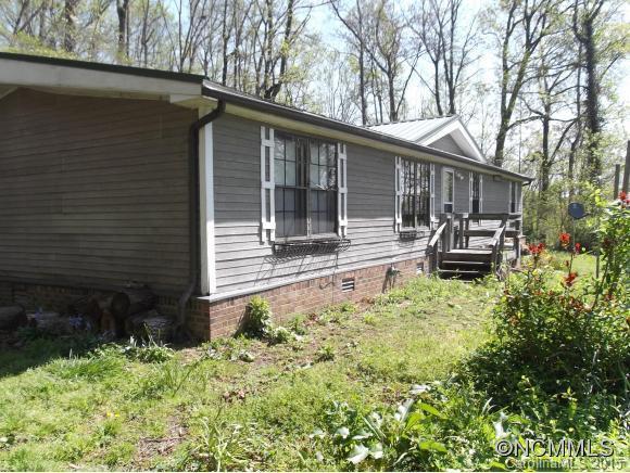 302 Meyer Road, Hendersonville, NC 28792