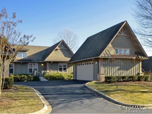 503 Fox Den Ct., Hendersonville, NC 28792