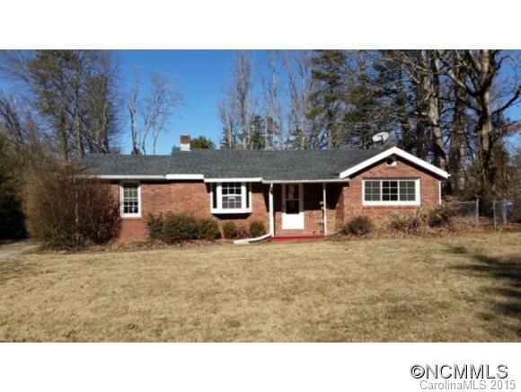 10 Sherwood Forest Dr., Arden, NC 28704