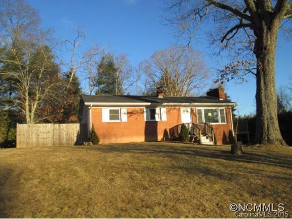 13 Douglas Rd, Asheville, NC 28806