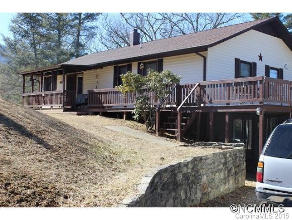 384 Dee Silvers Lane, Burnsville, NC 28714