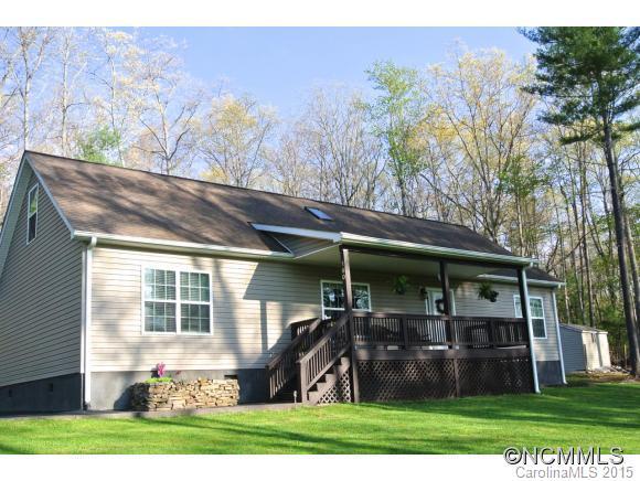 160 Mary Ann Lane, Spruce Pine, NC 29777