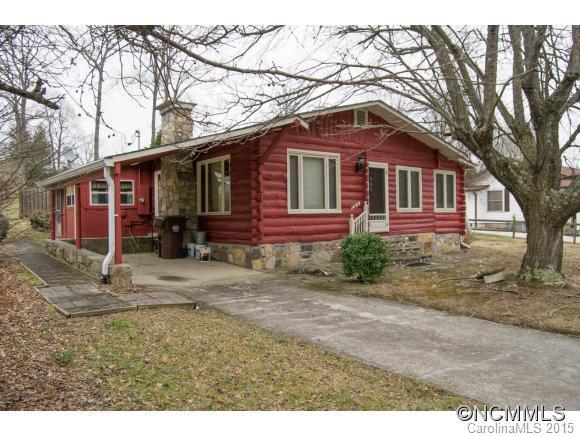 1809 Windsor Drive, Hendersonville, NC 28739