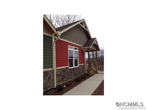 29 Myra Place Unit 129, Asheville, NC 28806