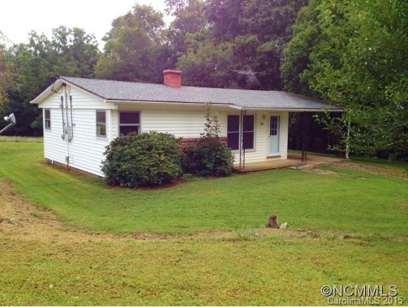 746 Asbury Road, Candler, NC 28715