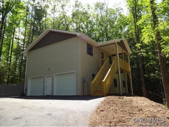 15 Rollins Place Rd., Brevard, NC 28712