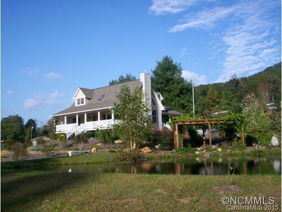 90 Bear Farm Rd., Candler, NC 28715