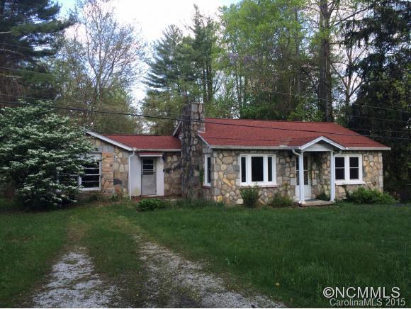 453 Dove Haven Ln., Hendersonville, NC 28791