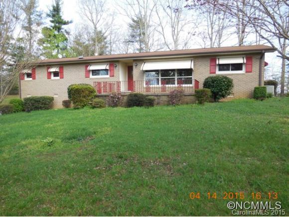 204 Reed Dr., Flat Rock, NC 28731