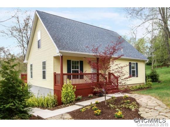 27 Rolling Hill Dr., Asheville, NC 28806