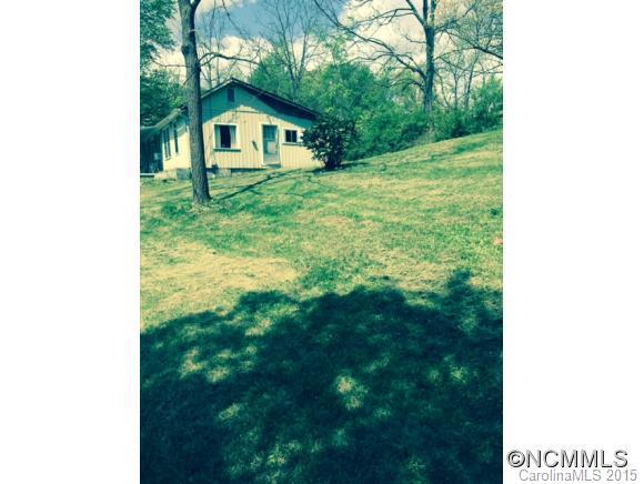 240 Old Farm School Rd., Asheville, NC 28732