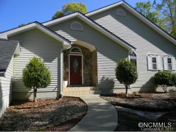 218 Winding Creek Ln. #9, Columbus, NC 28722