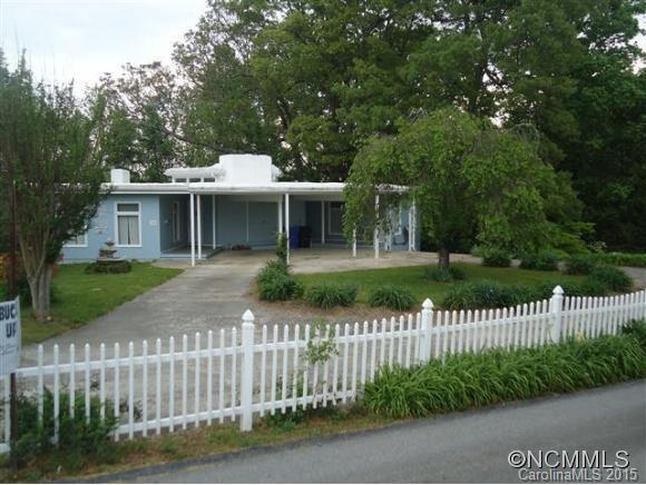 105 East Probart, Brevard, NC 28712