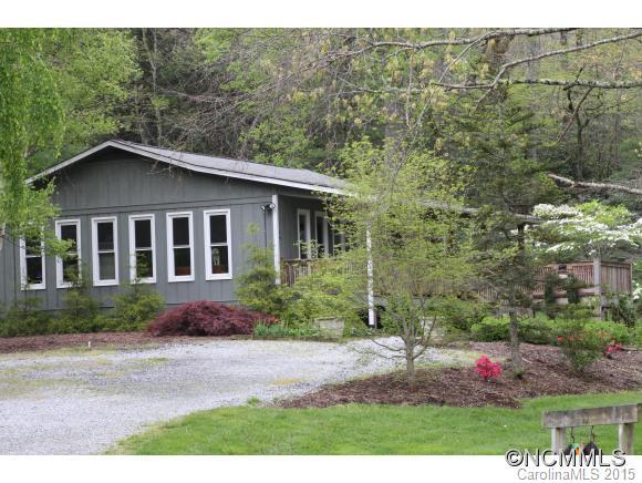 15 Conifer Court, Fletcher, NC 28732