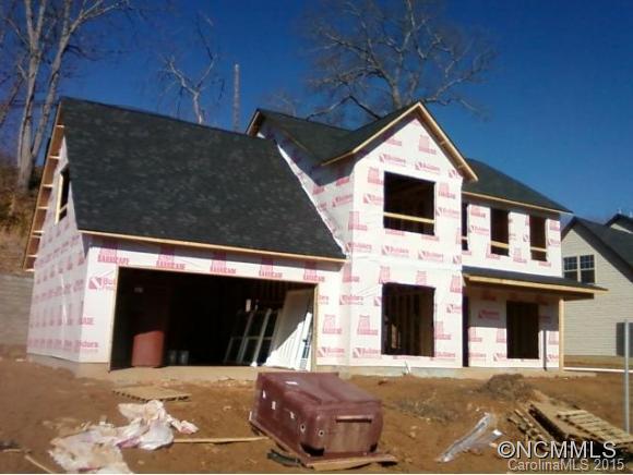 77 Riverwalk Dr., Asheville, NC 28804